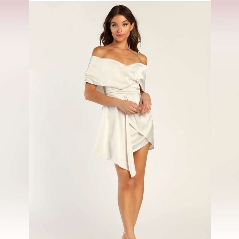 Ivory Satin Off-the-Shoulder Mini Dress - Medium -